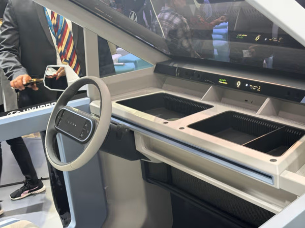 Hyundai dan TVS Rilis Becak Listrik Masa Depan, Siap Ngebut di Jalanan!