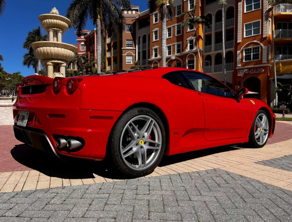Donald Trump Dilantik sebagai Presiden AS ke-47: Ferrari F430 Miliknya Jadi Sorotan di Balai Lelang