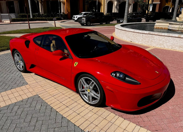 Donald Trump Dilantik sebagai Presiden AS ke-47: Ferrari F430 Miliknya Jadi Sorotan di Balai Lelang