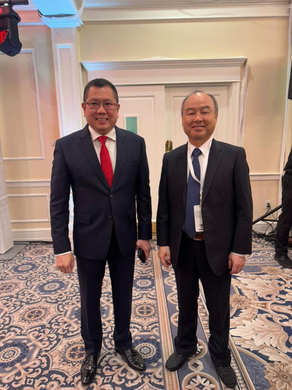 Makan Malam Bersama Trump, HT Bertemu dengan Mukesh Ambani hingga CEO SoftBank