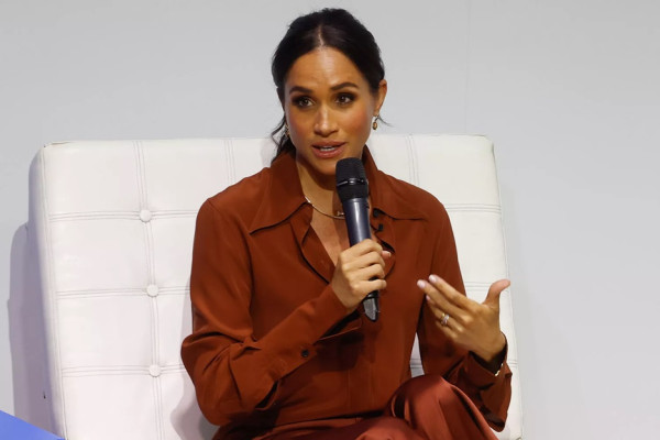 Meghan Markle Pertimbangkan Buat Buku Pascacerai dari Pangeran Harry, Tim Bertemu Penerbit