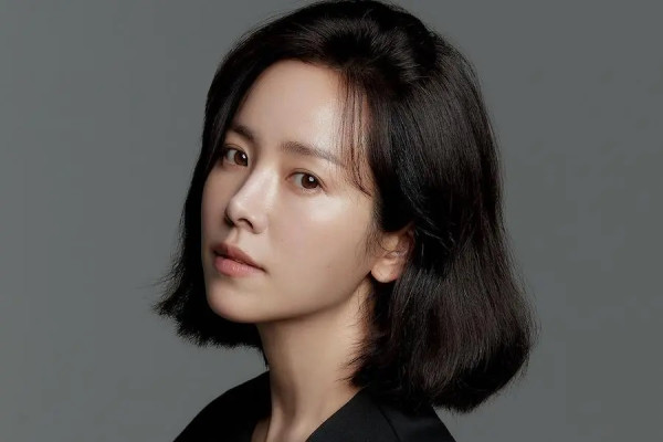 7 Fakta Menarik Han Ji Min, Bintang Drama Korea Love Scout yang Awet Muda di Usia 42