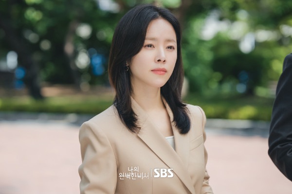 7 Fakta Menarik Han Ji Min, Bintang Drama Korea Love Scout yang Awet Muda di Usia 42