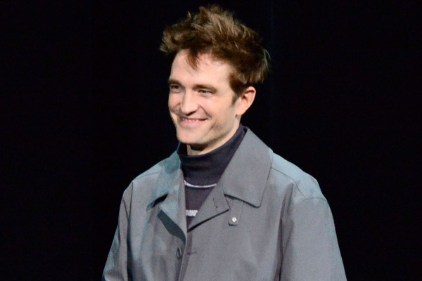 Robert Pattinson Jadi Cameo di Running Man, Tayang 9 Februari