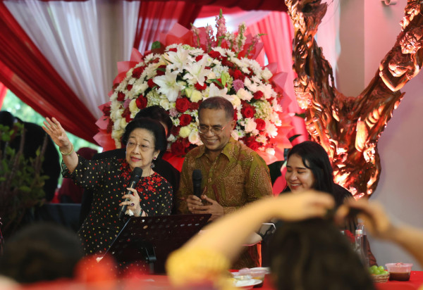 Megawati Nyanyi Cinta Hampa dan My Way di Ultah ke-78: Bayar Dong