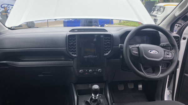 Spesifikasi dan Keunggulan Ford Ranger XL, Pikap Double Cabin Harga Rp521 Juta