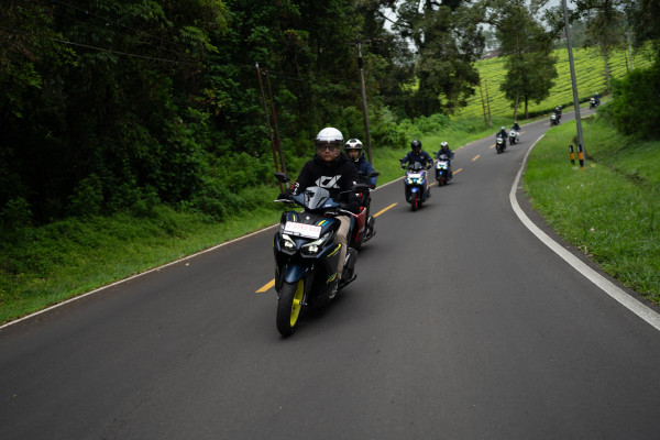 Menikmati Fitur Turbo Y-Shift di Yamaha Aerox Alpha Turbo di Rute Bandung-Ranca Bali