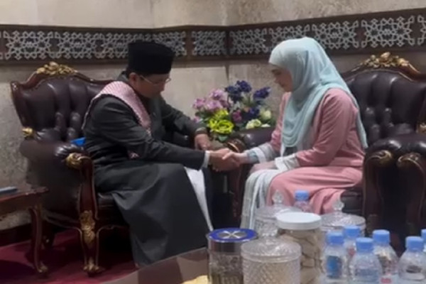 3 Potret Celine Evangelista Salaman dengan Menteri Agama KH Nasaruddin Umar