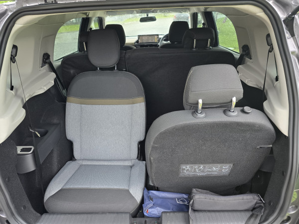 Kekurangan dan Kelebihan SUV 7 Seater asal Prancis Citroen C3 Aircross