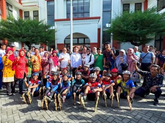 Di Hadapan Wapres Gibran, Pj. Gubernur Jatim Kenalkan Keunggulan SMANOR