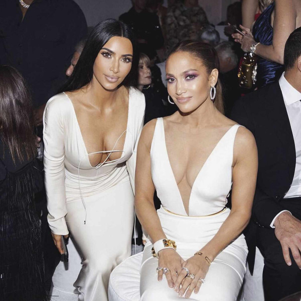 Kim Kardashian dan Jennifer Lopez Mencari Pria Kaya untuk Diajak Kencan