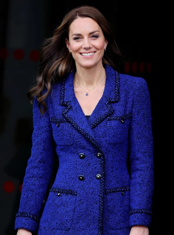 Kate Middleton Pakai Aksesori Rp80 Juta yang Identik dengan Nazi