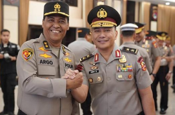 Adik-Kakak Ini Sandang Pangkat Jenderal TNI-Polri, Siapa Saja?