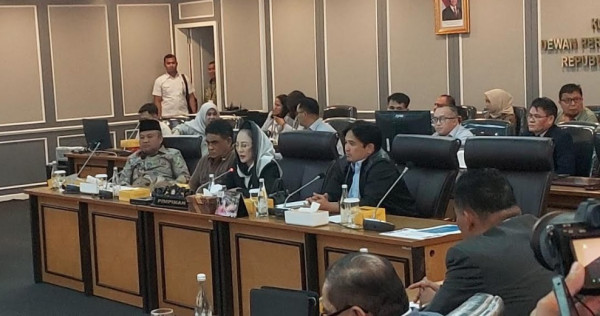 Tok! DPR Setuju Naturalisasi Ole Romeny, Geypens, dan Dion Markx