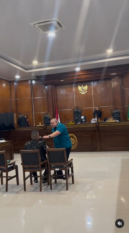 Hotman Paris Tak Takut Hadapi Razman Nasution: Dia Bukan Siapa-siapa