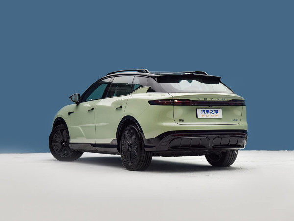 Revolusi AI di Mobil: Voyah Zhiyin Pamer Teknologi DeepSeek yang Bikin Geleng Kepala