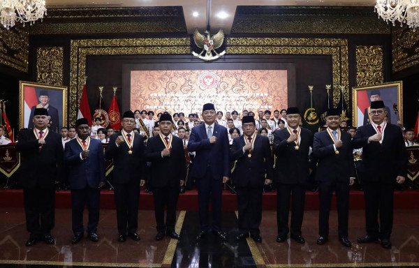Deddy Corbuzier Jadi Staf Khusus Menhan Sjafrie Sjamsoeddin