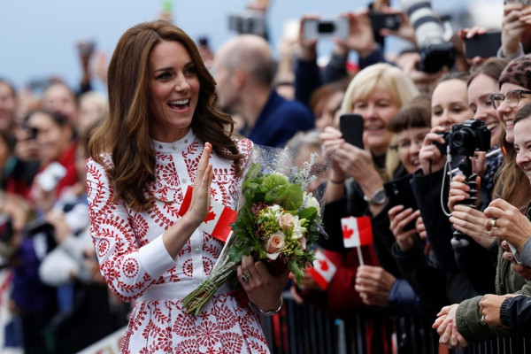 Kate Middleton Diejek Habis-habisan, Penampilannya Disebut Tak Pantas Jadi Ratu