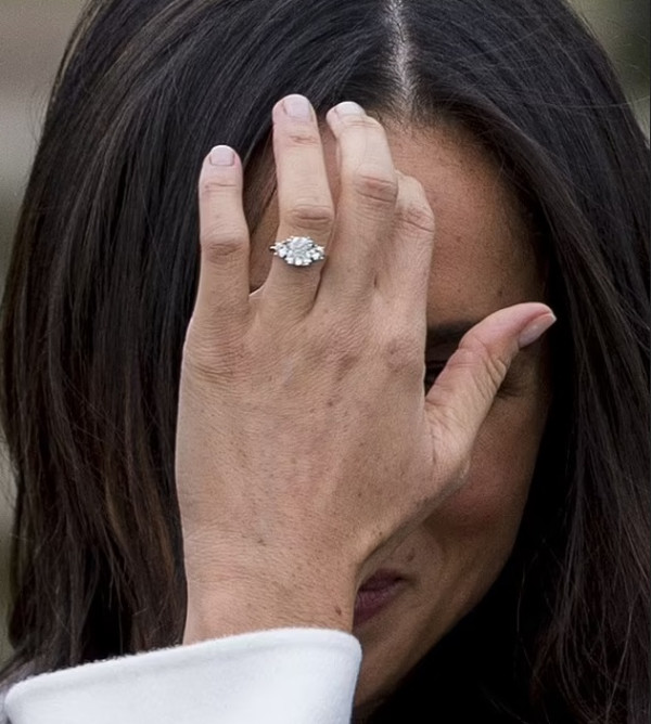 Cincin Pertunangan Meghan Markle Lebih Keren dari Kate Middleton, Terpopuler di Dunia