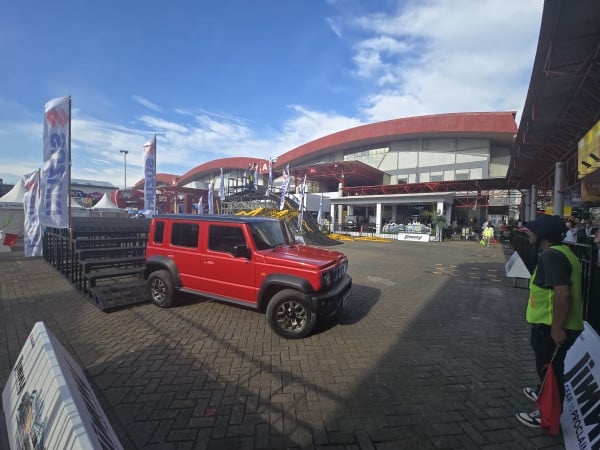 Alasan Mengapa Suzuki Jimny 5-door Masih Jadi Incaran Para Sultan di IIMS 2025