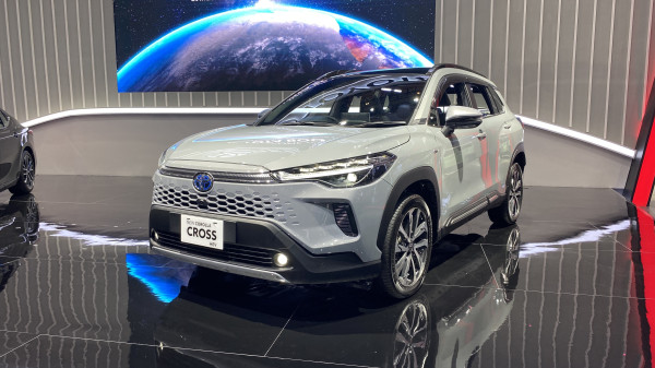 IIMS 2025: Banjir Mobil Baru, BYD hingga VinFast, Harga Mulai Rp100 Jutaan!