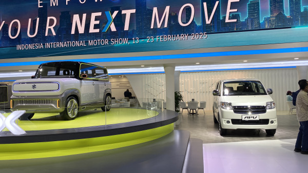 Menolak Punah, Mobil Keluarga Legendaris Suzuki APV Kembali Hadir di IIMS 2025