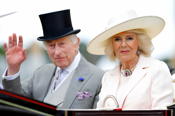 Kisah Ratu Camilla, Selingkuhan Raja yang Kini Sandang Gelar Permaisuri
