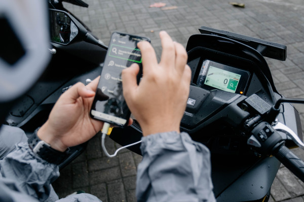 Smartphone dan Motor Menyatu! New Honda PCX160 Hadirkan Pengalaman Motoran Modern