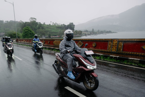 Honda Pepet Pasar Bali! Target 10 Ribu Unit per Bulan, Siap Kuasai Pulau Dewata!