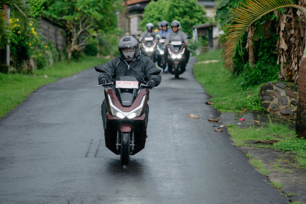 Smartphone dan Motor Menyatu! New Honda PCX160 Hadirkan Pengalaman Motoran Modern