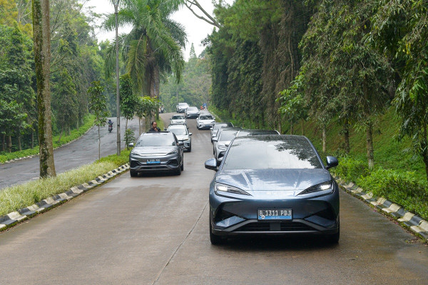 BYD Sealion 7: Kejutan di Balik Pemesanan, Jarak Tempuh Lebih Diminati daripada Performa