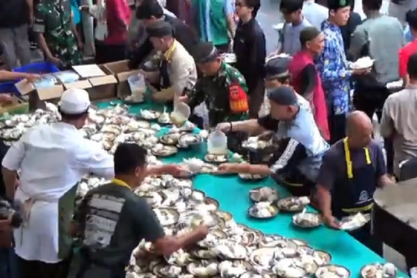Masjid Jogokariyan Bagikan 3.500 Porsi Takjil Gratis Setiap Hari, Dana Capai Rp1,5 Miliar