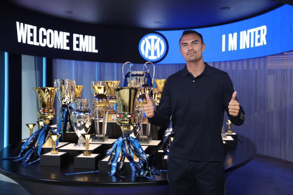 5 Potret Tampan Emil Audero Calon Kiper Timnas Indonesia yang Naturalisasinya Disetujui DPR