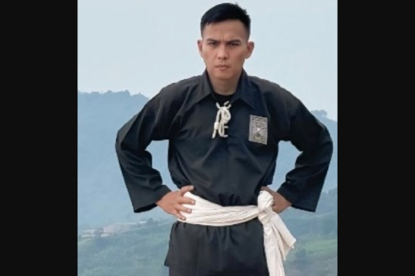 3 Potret Sangar Hard Gumay Kenakan Seragam PSHT dan TNI, Lengkap dengan Kisah Keanggotaannya