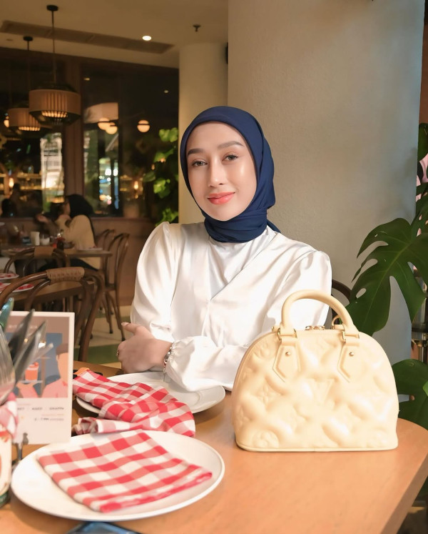 Reza Gladys Belum Puas Jebloskan Nikita Mirzani ke Penjara, Bakal Buat Laporan Baru