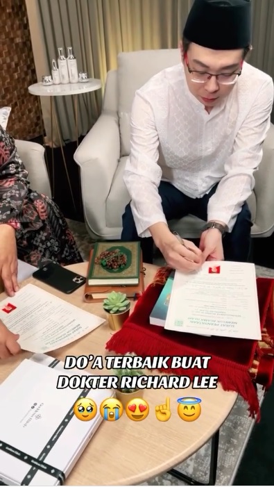 Penyebab Dokter Richard Lee Mualaf, Dapat Jawaban dari Surat Al Baqarah Ayat 155-157