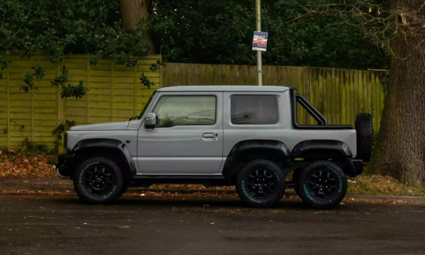 Suzuki Jimny 6x4: Mainan Off-Road Ekstrem, Monster Mini Beroda Enam!