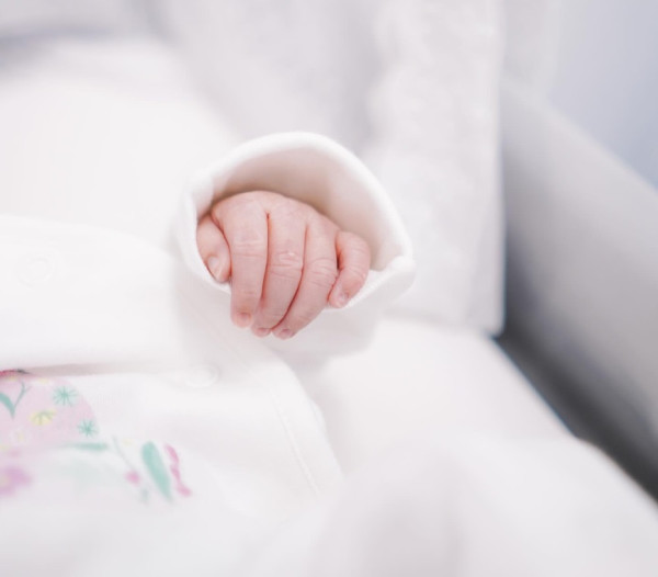 Velove Vexia Merasa Jadi Ibu usai Melahirkan Anak Pertama: Kebahagiaan Kecil Kami Telah Tiba