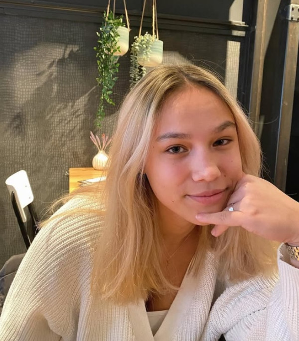 3 Potret Cantik Marciana Rathna, Istri Eliano Reijnders yang Ternyata juga Berdarah Indonesia