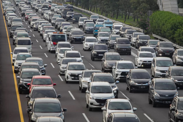 Mudik Nyaman dan Aman? Ini Dia Perlengkapan Tempur Wajib Bawa di Mobil Pribadi!