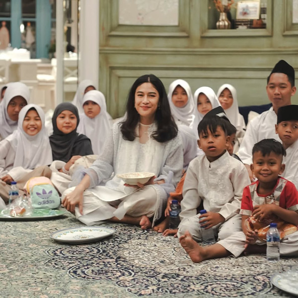 Jadi Mualaf, Dian Sastro Girang Rayakan Ulang Tahun Tepat di Malam Nuzulul Quran
