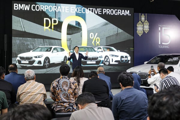 BMW Kenalkan Mobil Listrik Touring i5 dengan Banderol Rp2,2 Miliar