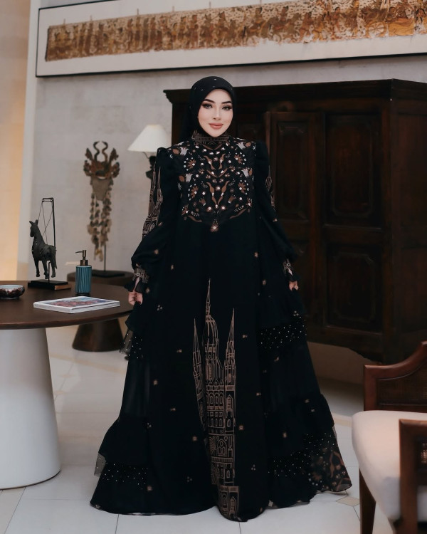 Profil Shella Saukia yang Tuding Bella Shofie Jual Skincare Overclaim