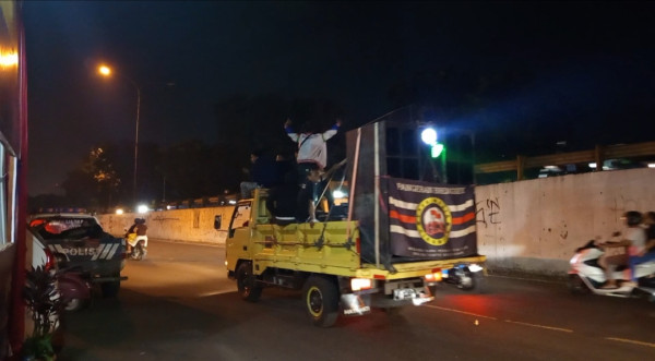 Kemeriahan Malam Takbiran di Jalur Mudik Pantura Karawang