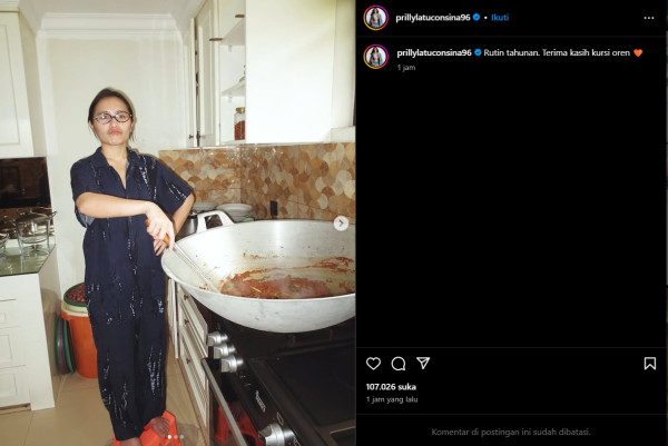 Jelang Lebaran, Prilly Latuconsina Masak Rendang 8 Kg