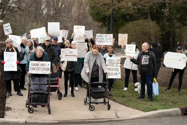 Penampakan Demo Besar di Amerika Serikat Menentang Trump, Diikuti 250.000 Orang