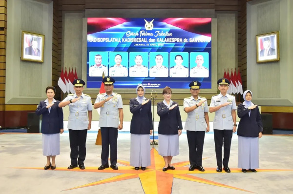 Sertijab 3 Jabatan Strategis di TNI AU, Nomor 1 Alumni AAU 1994