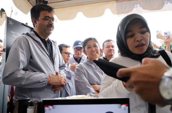 XL Axiata Luncurkan Registrasi SIM Gunakan Wajah & eSIM: Penipuan Online Tamat Riwayat?