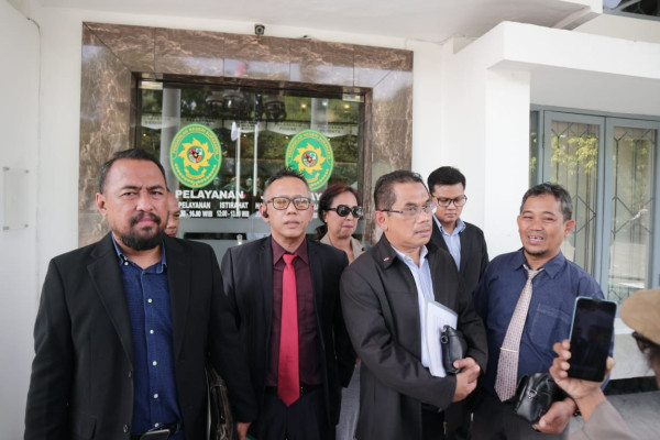 TIPU UGM Daftarkan Gugatan Dugaan Ijazah Palsu Jokowi ke PN Surakarta