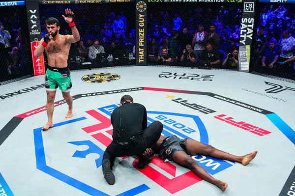 KO Brutal Gadzhi Rabadanov dalam 32 Detik Bikin Khabib Nurmagomedov Terpukau